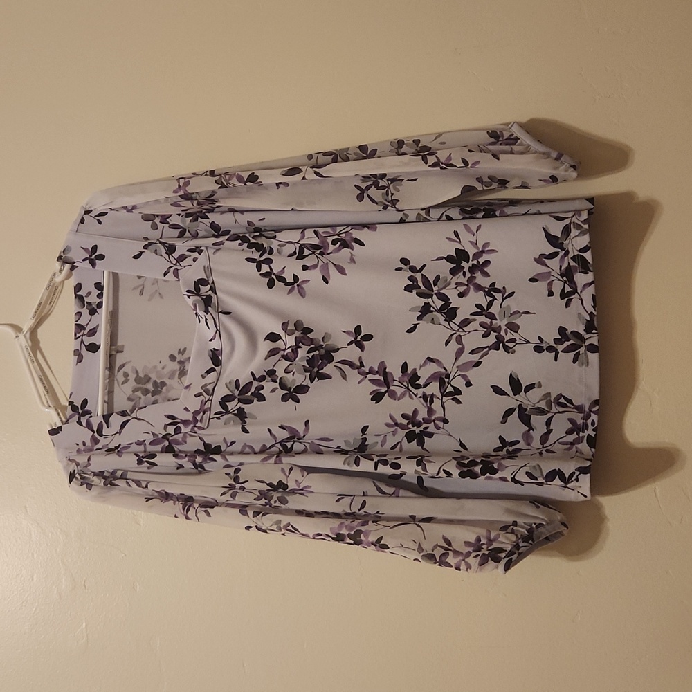 Calvin Klein Light Purple With Floral Print Long Sheer Sleeve Blouse